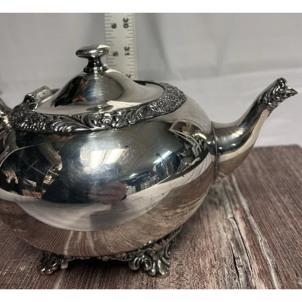VTG Wilcox New Beverly Manor Silver Plate Teapot #1302 Polished Hinged Lid Fancy